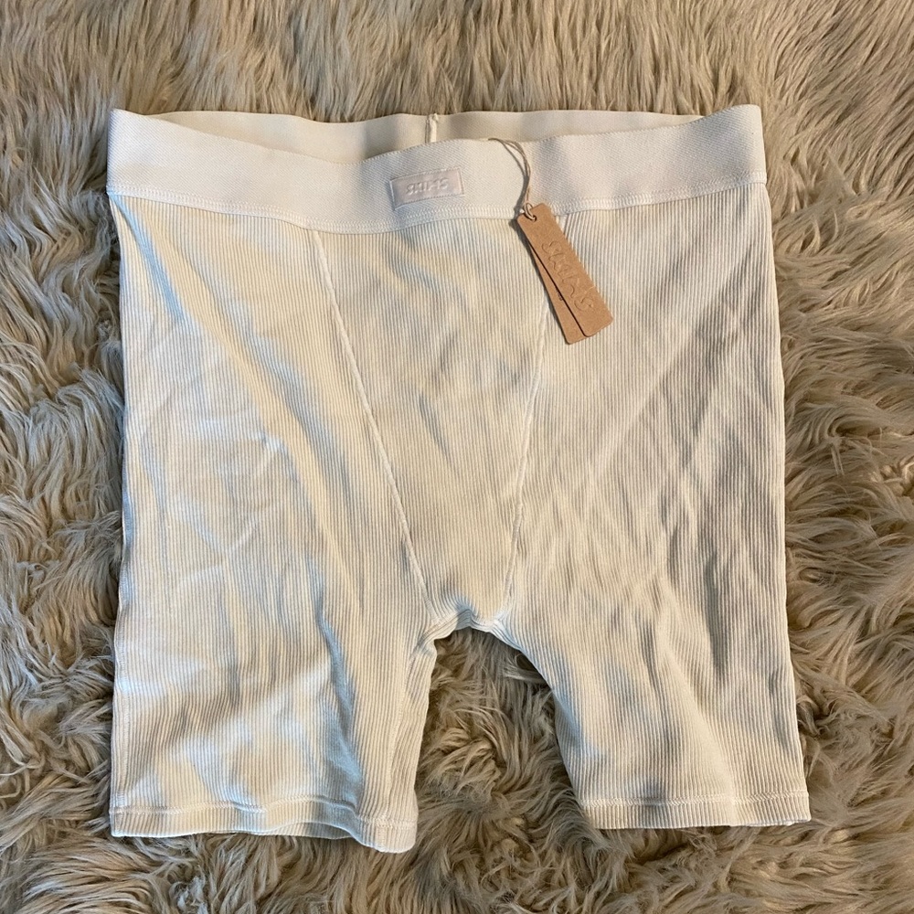 SKIMS Cotton Rib Boxer | Bone | M